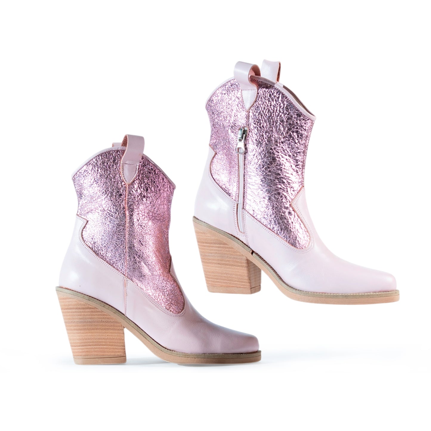 CALIPSO — “Where Renewal Meets Radiance” (Genuine Leather)Pinky