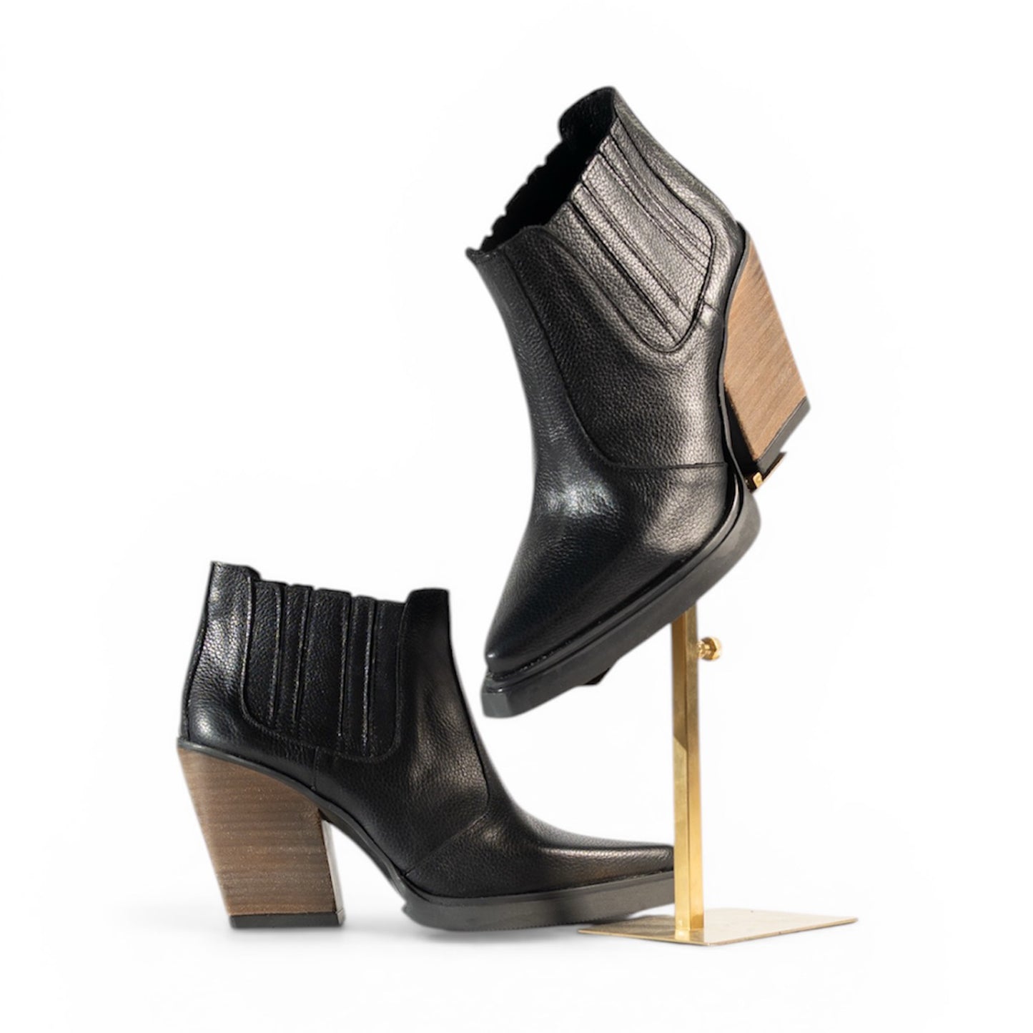 PIA — The Devoted Essential Low Texana Boot