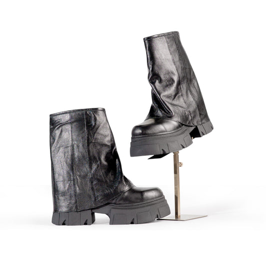 BERLIN Black — The Dual-Spirit Boot (Genuine Leather)