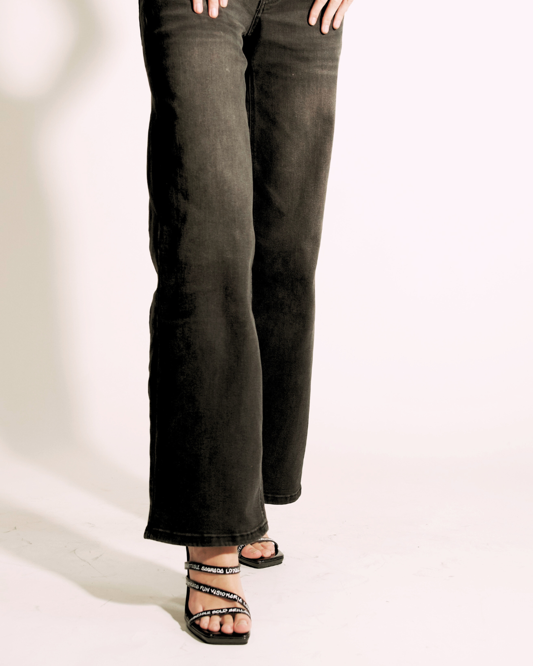 Irlanda Black JOKU X ROXANA FRONTINI (Patent Leather)