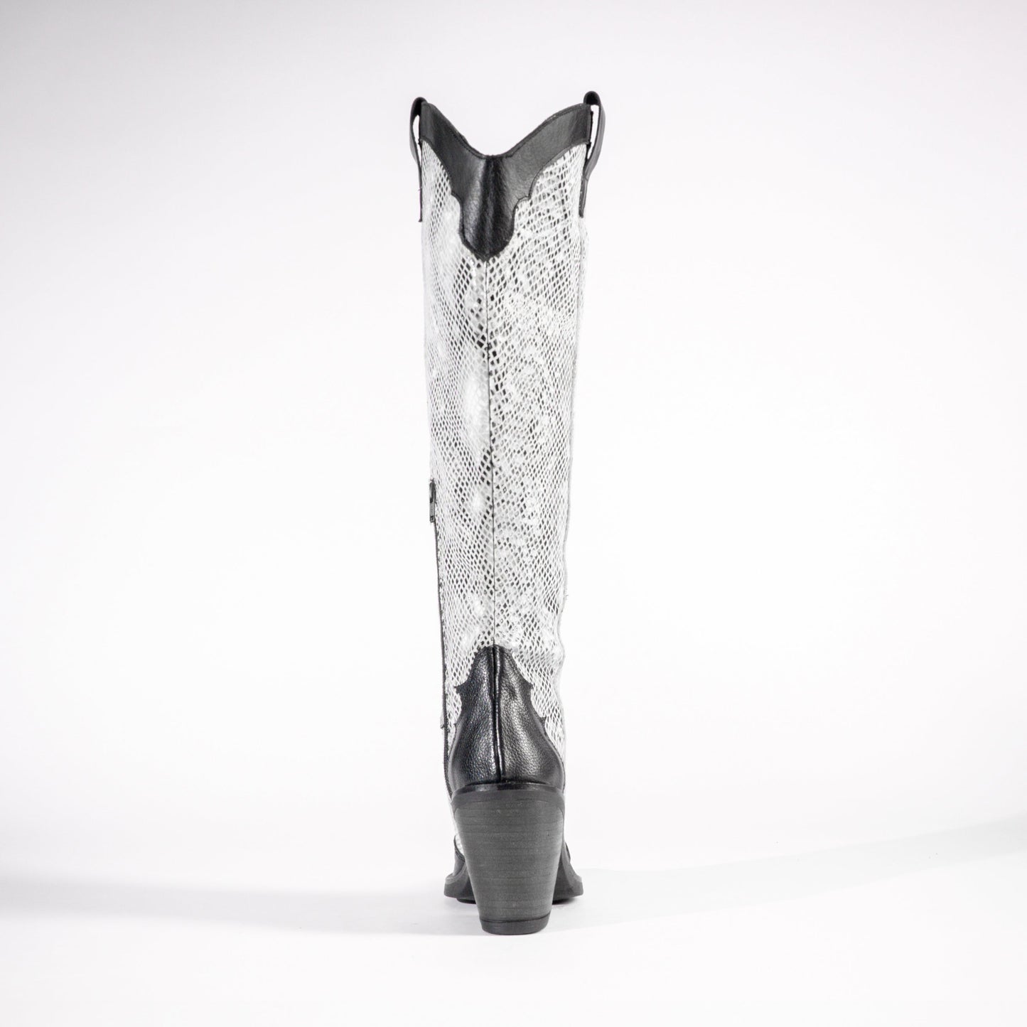 NAGA — “The Guardian of Your Transformation”