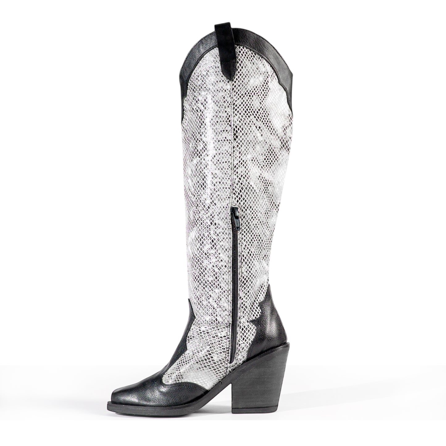 NAGA — “The Guardian of Your Transformation” (Genuine Leather)