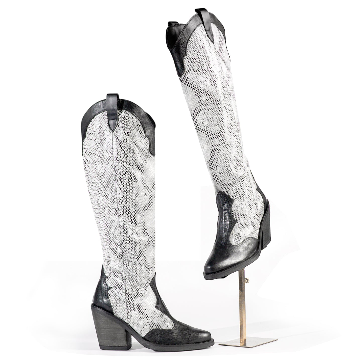 NAGA — “The Guardian of Your Transformation” (Genuine Leather)