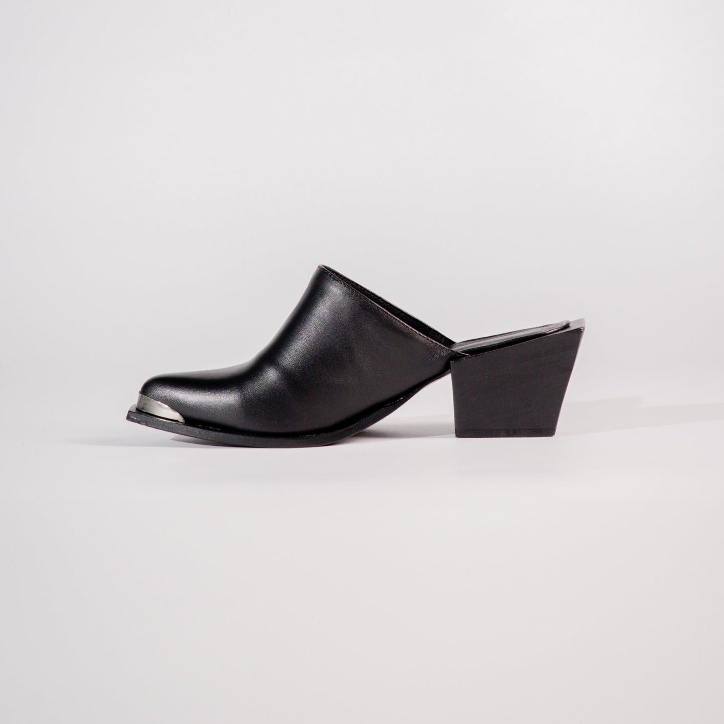 NYX — The Nightfall Square-Heel Mule
