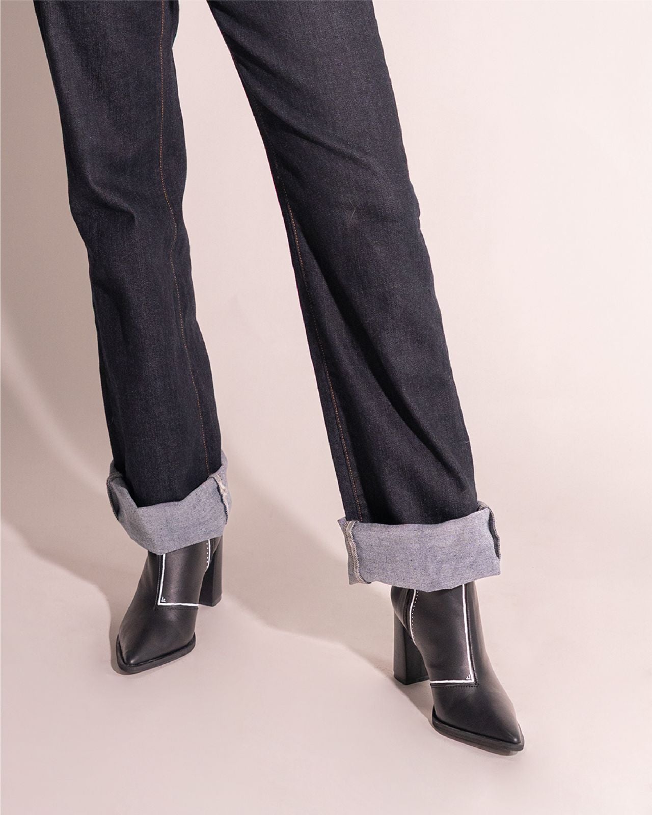 Mars JOKU X ROXANA FRONTINI (Genuine Leather)